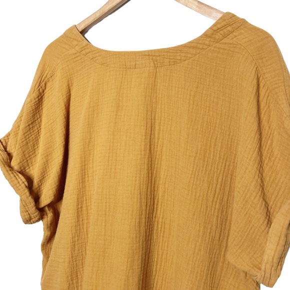 Universal Thread Women's 2-Piece Set Muslin Short Sleeve Shirt & Shorts Mustard - Picture 8 of 16